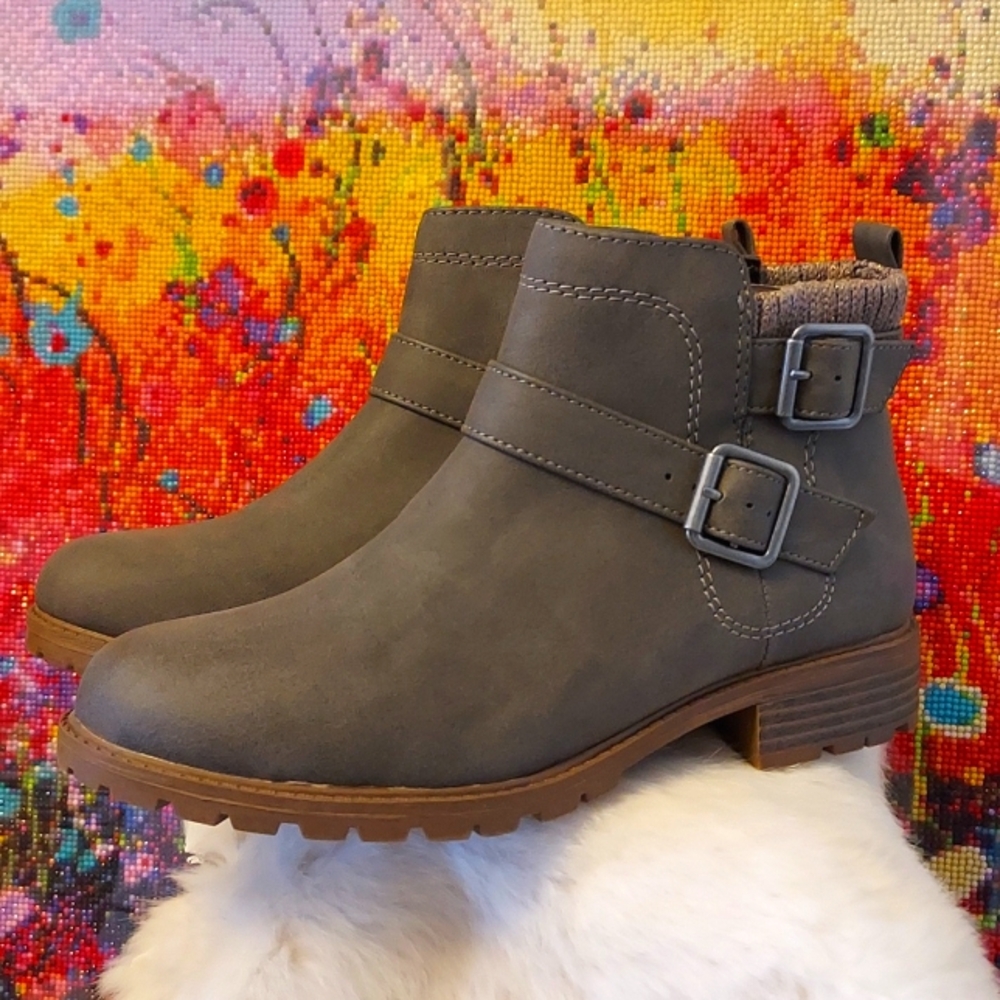 Girls Sweater Knit Ankle Boot